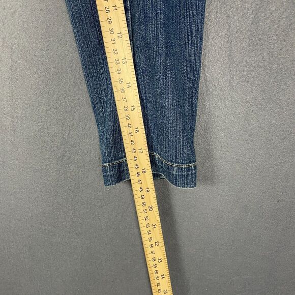 St. John's Bay Jacket Women's Large Blue Denim Stretch Long Sleeve Button Front - Picture 12 of 15